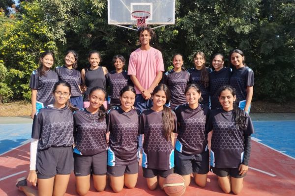 Girls Basketball Team