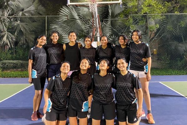 Basketball Team (Girls)