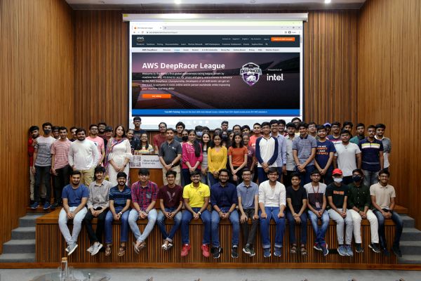 Introduction to AWS DeepRacer Student League India