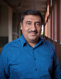 Anurag Lakhlani, Senior Lecturer | Ahmedabad University