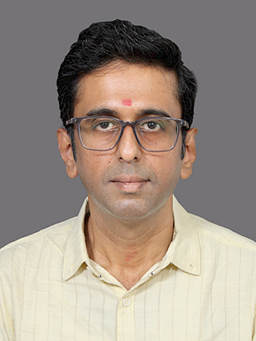 Vinodh Madhavan, Associate Professor | Ahmedabad University