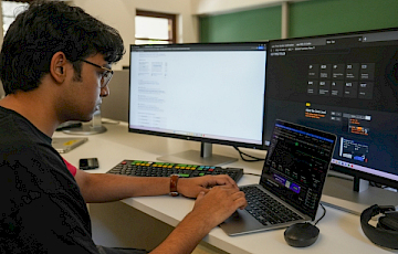 Bloomberg Lab
