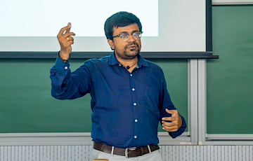 Adarsh Ganesan, Speaker at Ahmedabad University