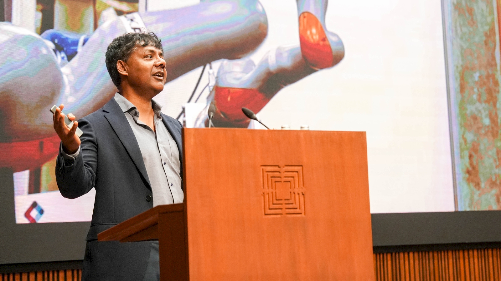 Professor Sethu Vijayakumar
